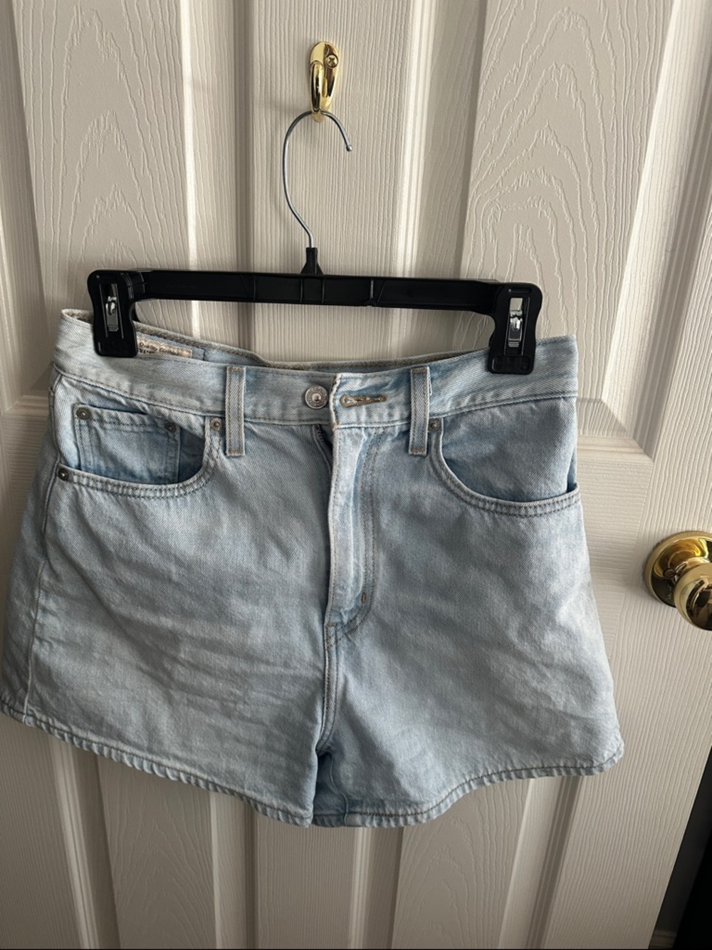 Levi's Light Wash Women's Denim Shorts